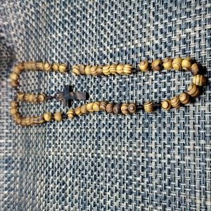 NWOT Hand Knotted Acaia Wood Bead Cross Charm Necklace